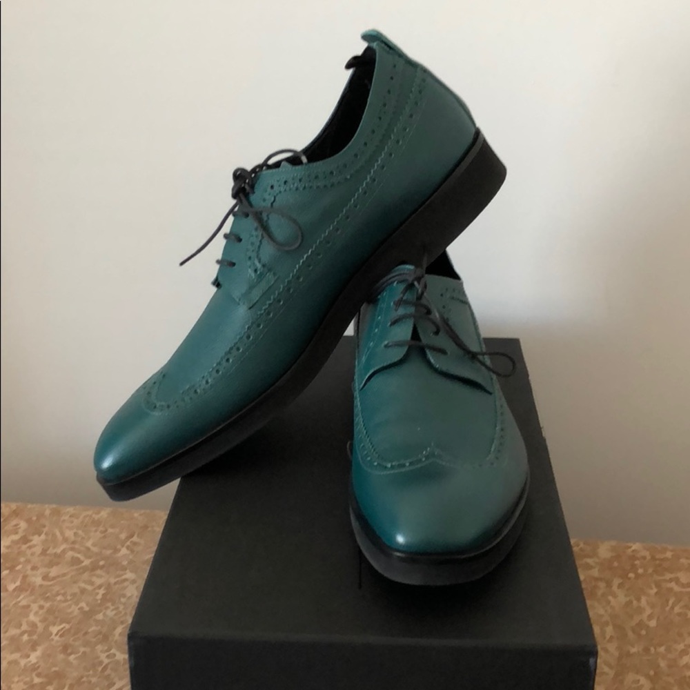 Men’s shoes